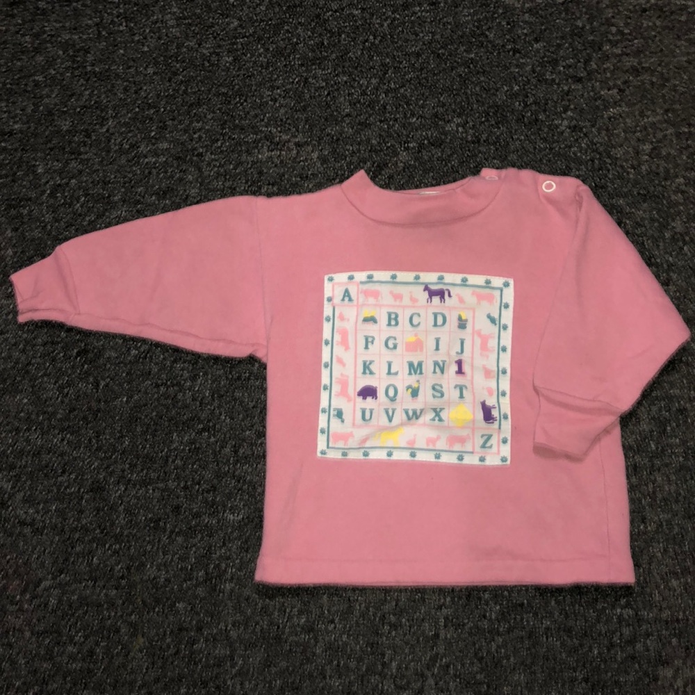 Alphabet crew neck